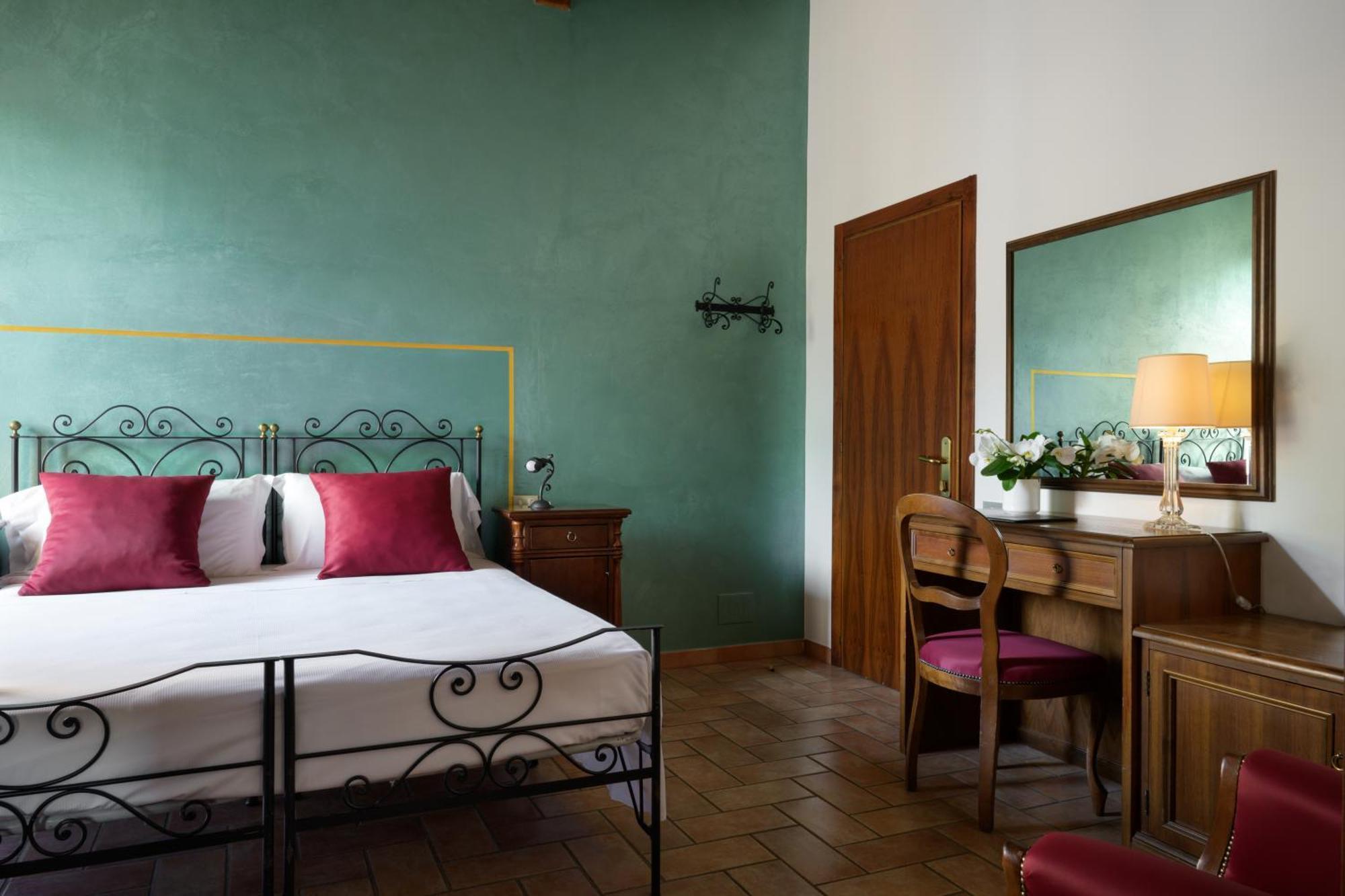 Hotel San Marco Губбио Экстерьер фото